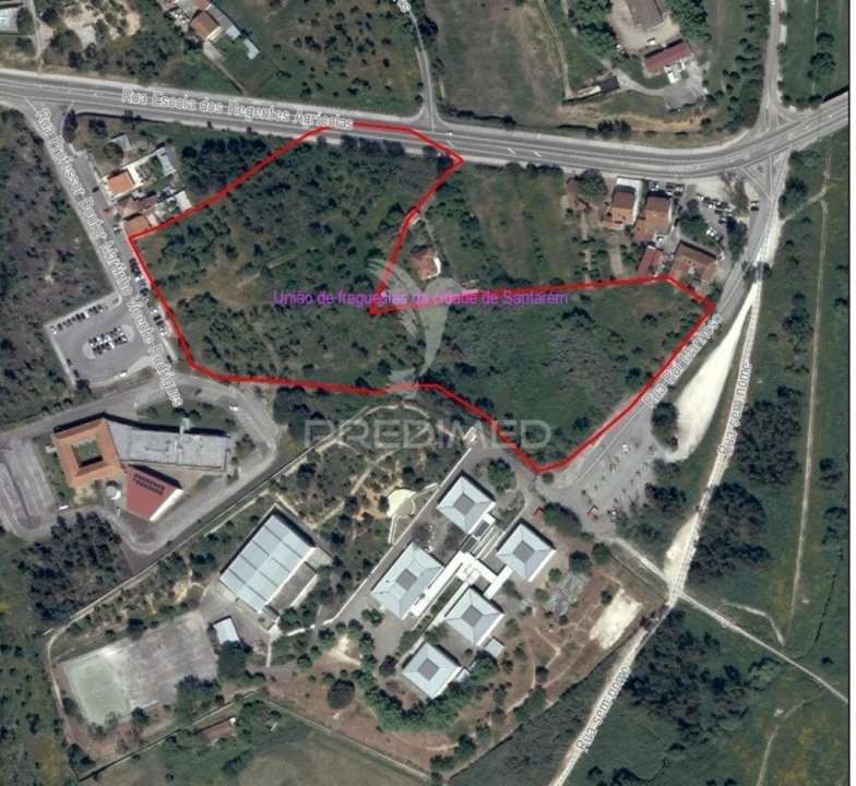 Terreno para Venda em Achete, Azoia de Baixo e Póvoa de Santarém Foto 1