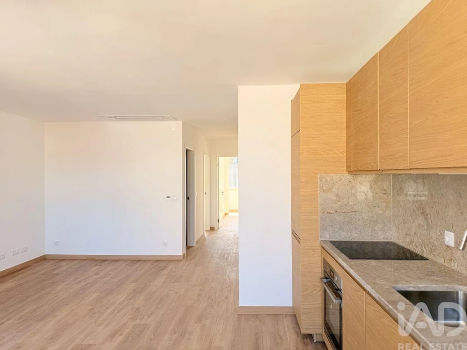 Apartamento T2 para Venda em Campo de Ourique Foto 6