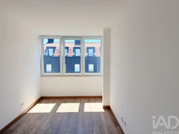 Apartamento T2 para Venda em Campo de Ourique
