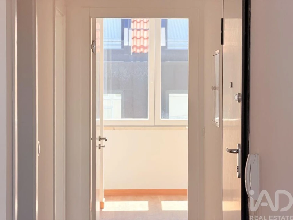 Apartamento T2 para Venda em Campo de Ourique Foto 11