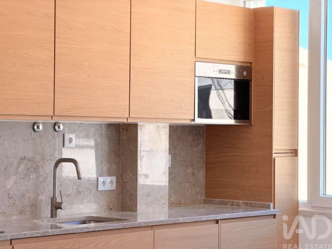 Apartamento T2 para Venda em Campo de Ourique Foto 4