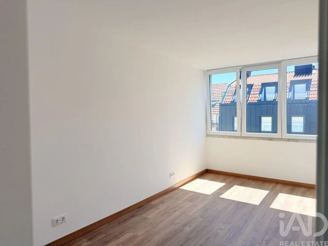 Apartamento T2 para Venda em Campo de Ourique Foto 12