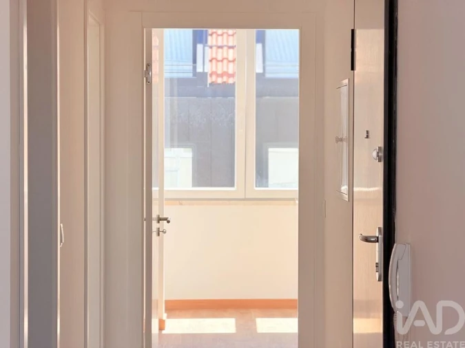 Apartamento T2 para Venda em Campo de Ourique Foto 11