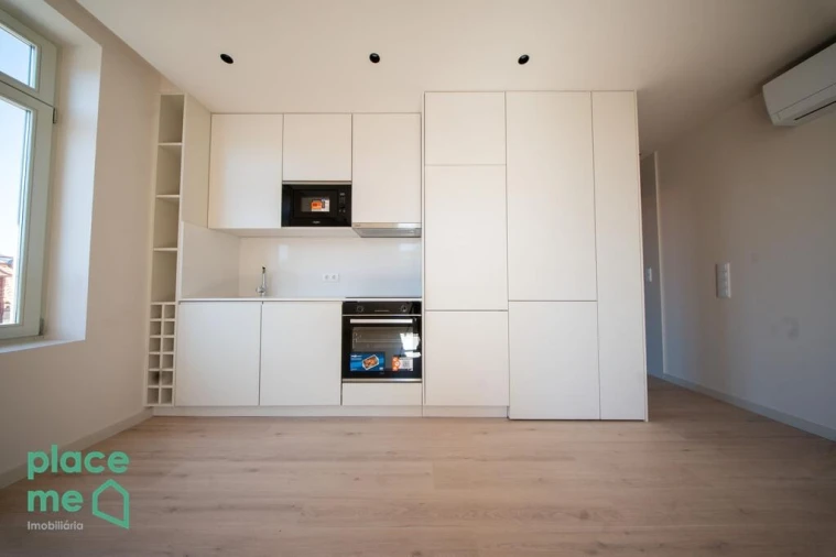 Apartamento T1 para Arrendamento em Braga (Maximinos, Sé e Cividade) Foto 13