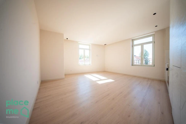 Apartamento T1 para Arrendamento em Braga (Maximinos, Sé e Cividade) Foto 11