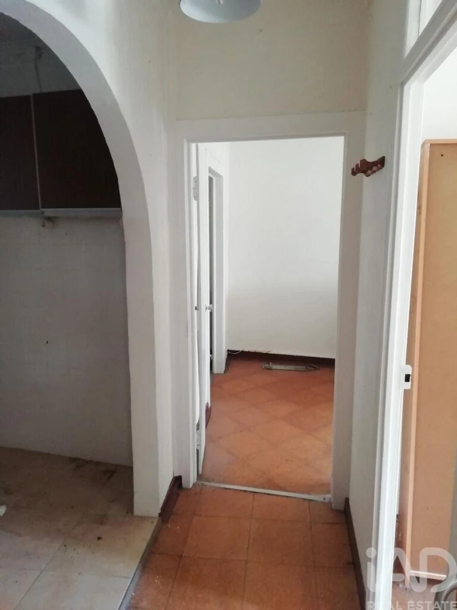 Apartamento T1 para Venda em Seixal, Arrentela e Aldeia de Paio Pires Foto 4