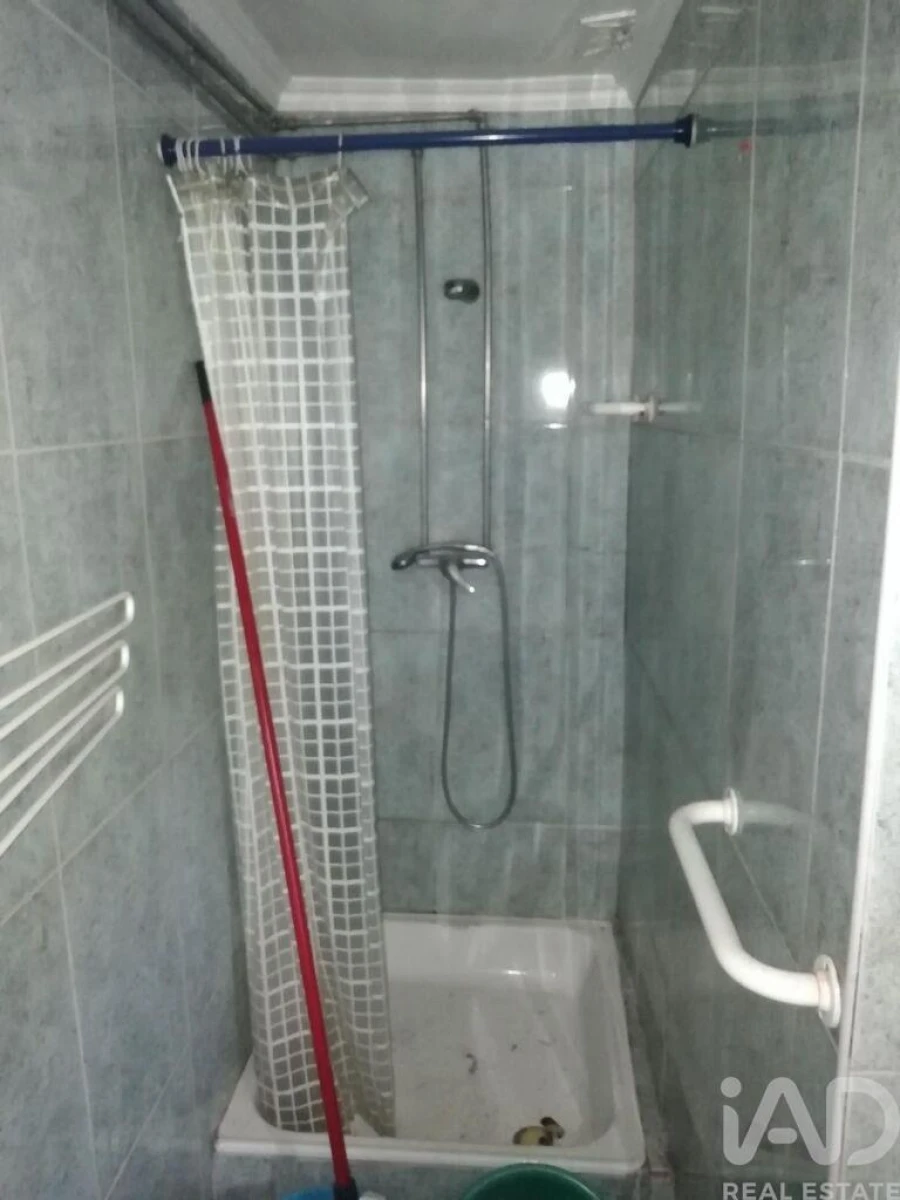 Apartamento T1 para Venda em Seixal, Arrentela e Aldeia de Paio Pires Foto 5
