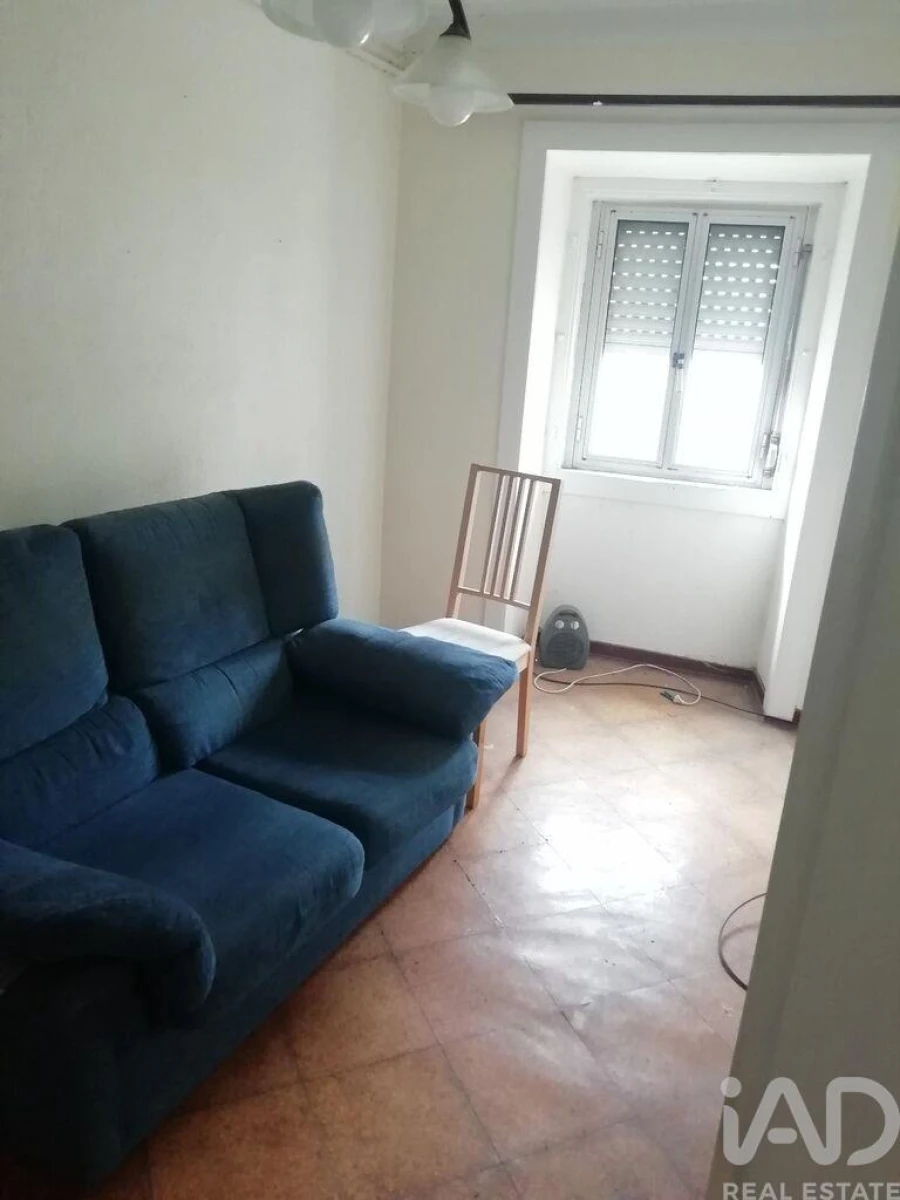 Apartamento T1 para Venda em Seixal, Arrentela e Aldeia de Paio Pires Foto 2
