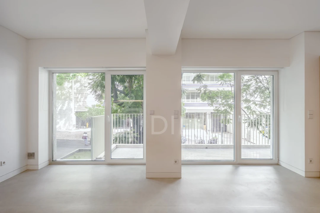 Apartamento T1 para Venda em Santo António Foto 1