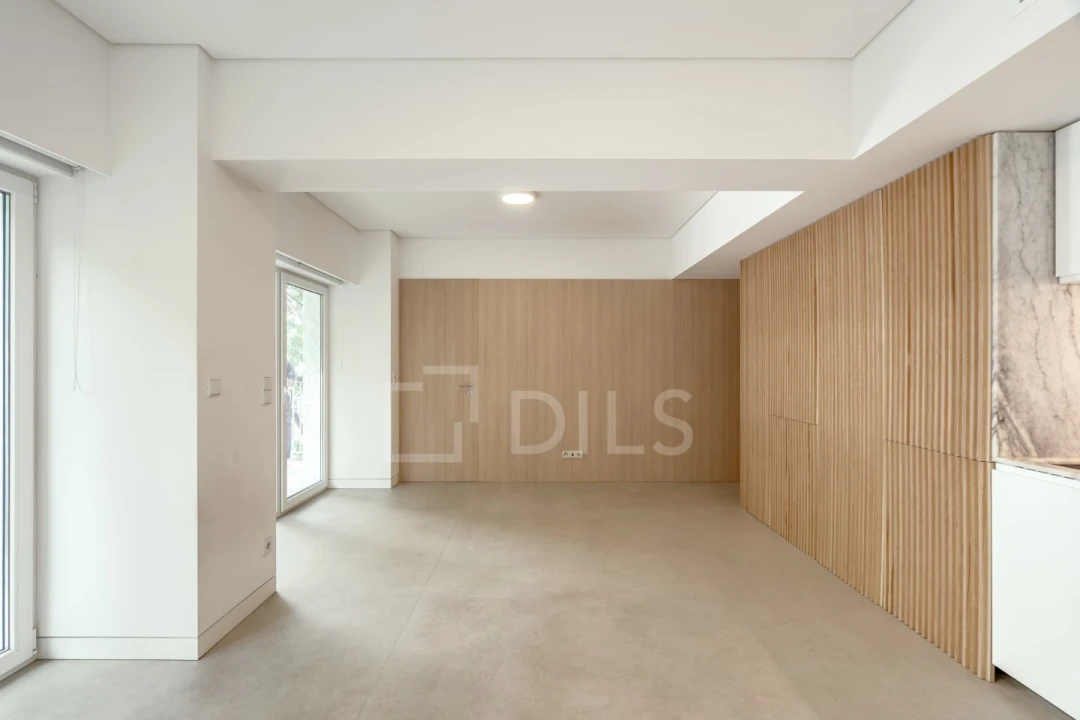 Apartamento T1 para Venda em Santo António Foto 2