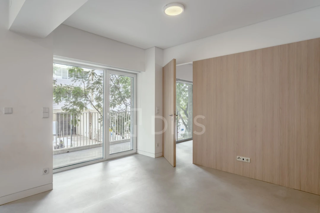 Apartamento T1 para Venda em Santo António Foto 8