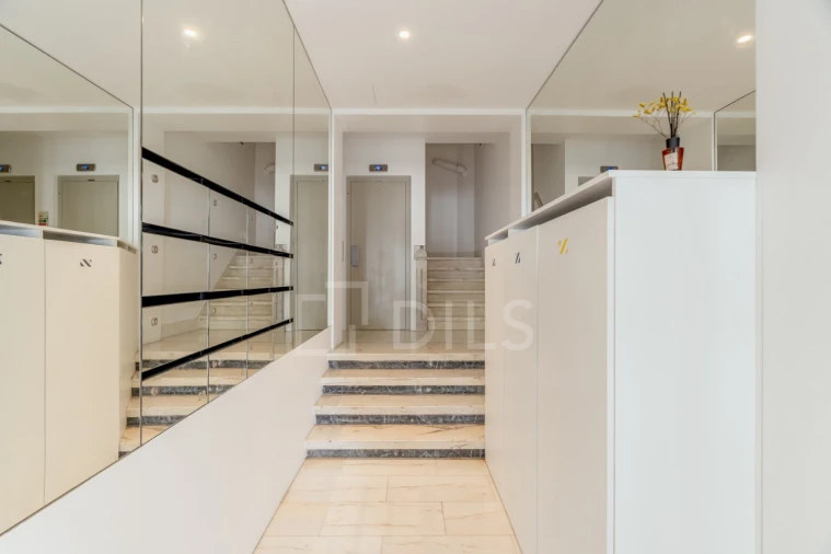 Apartamento T1 para Venda em Santo António Foto 19