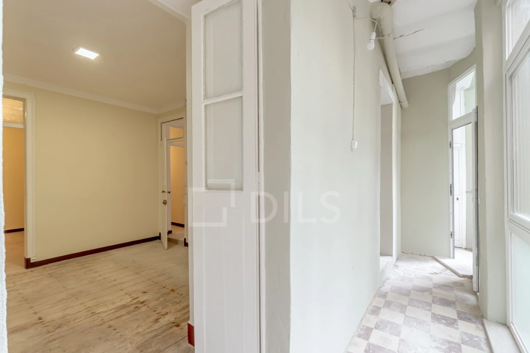 Apartamento T2 para Venda em Arroios Foto 12