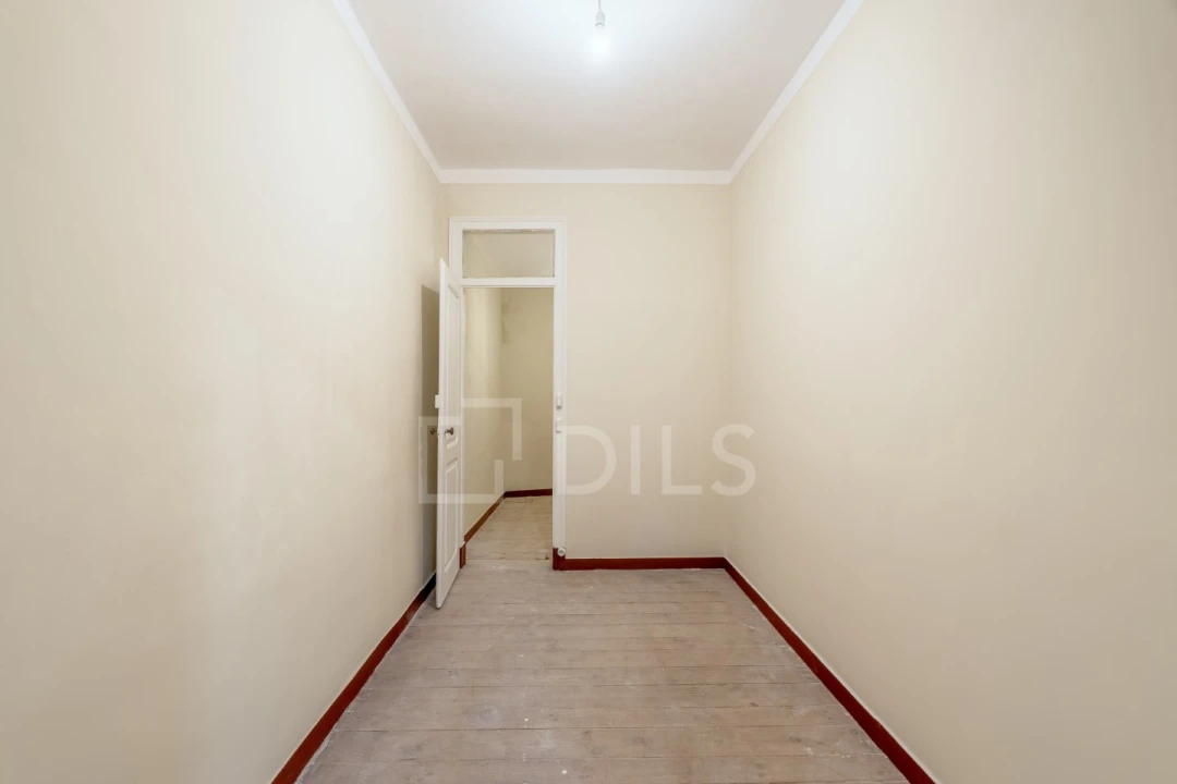 Apartamento T2 para Venda em Arroios Foto 11