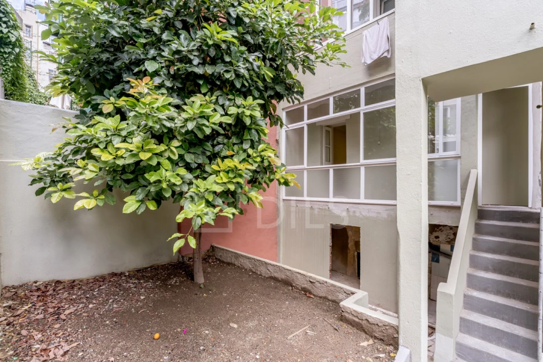Apartamento T2 para Venda em Arroios Foto 1
