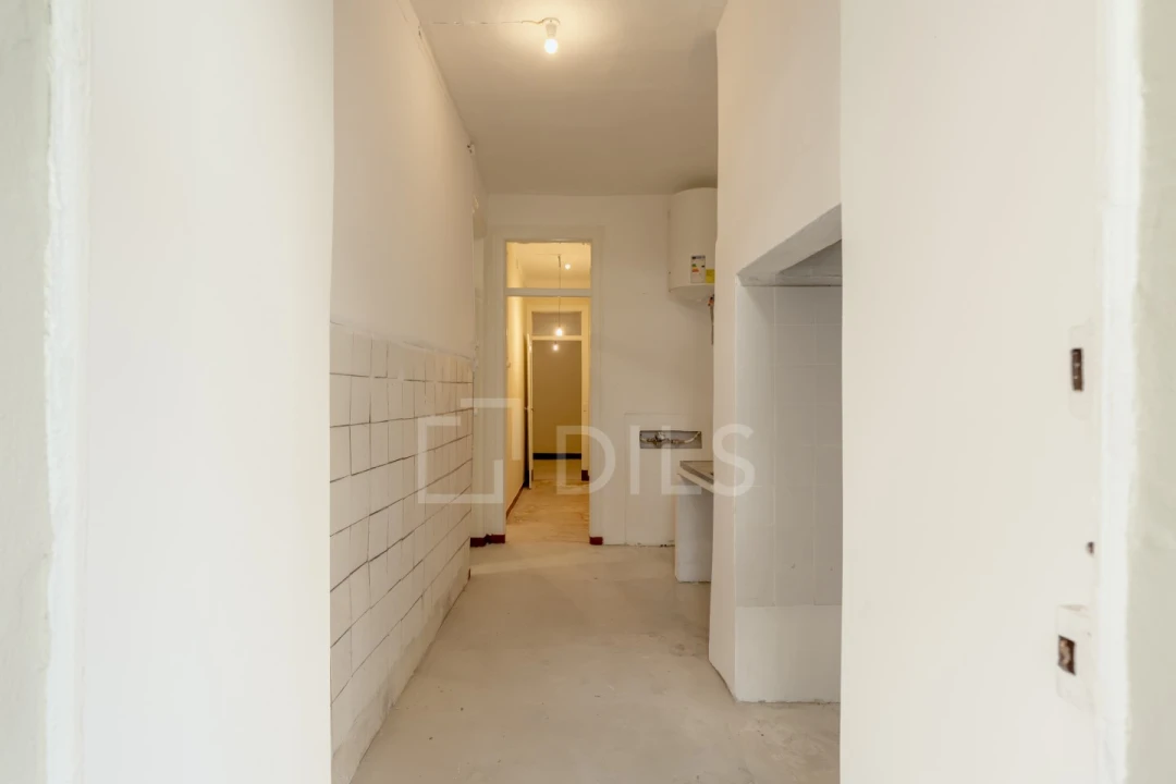 Apartamento T2 para Venda em Arroios Foto 16