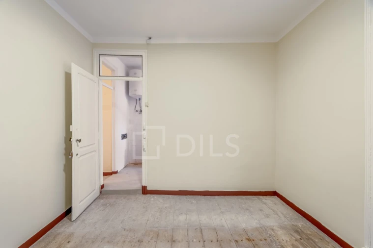 Apartamento T2 para Venda em Arroios Foto 9