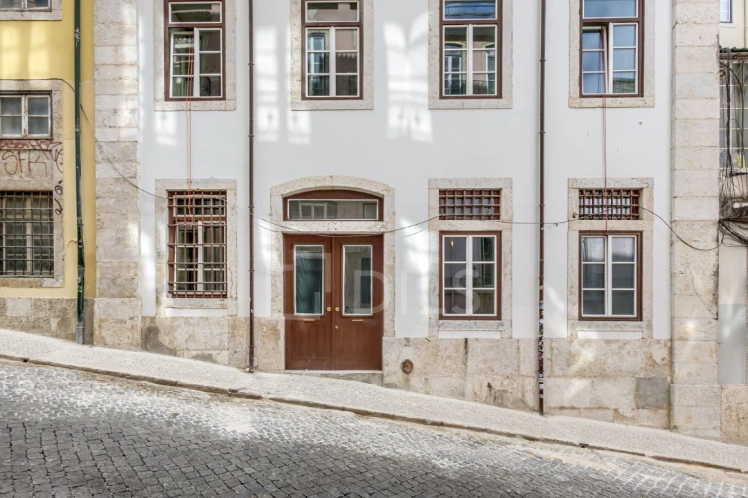 Loja para Arrendamento em Misericórdia Foto 1