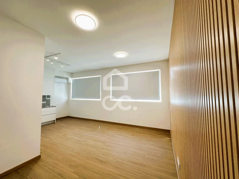Apartamento T1 para Venda em Vila Nova de Famalicão e Calendário Foto 1