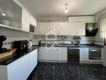 Apartamento T3 para Venda em Vila Nova de Famalicão e Calendário