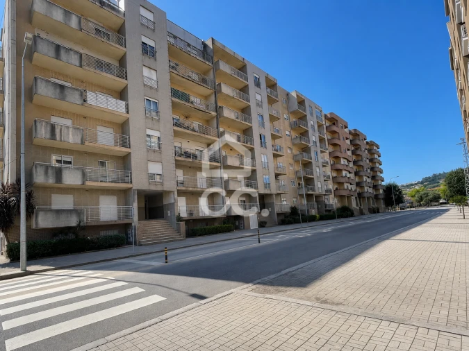 Apartamento T2 para Venda em Vila Nova de Famalicão e Calendário Foto 23