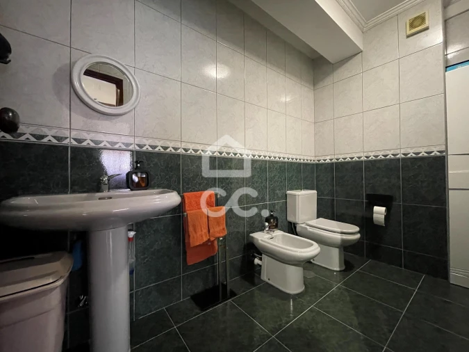 Apartamento T3 para Venda em Vila Nova de Famalicão e Calendário Foto 17