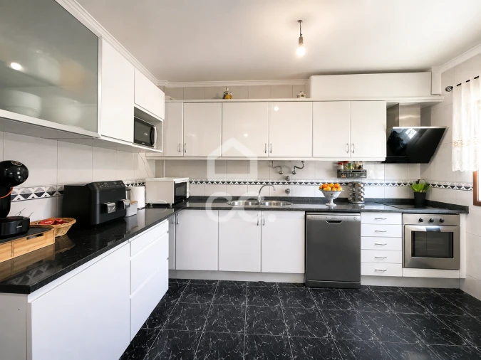Apartamento T2 para Venda em Vila Nova de Famalicão e Calendário Foto 2