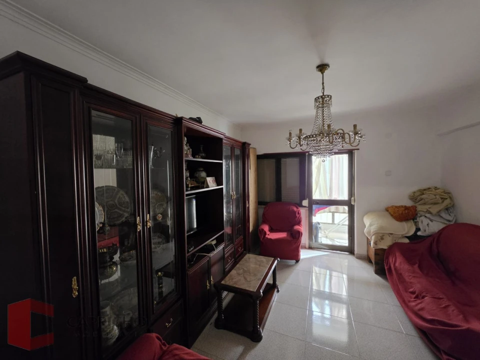 Apartamento T4 para Venda em Odivelas Foto 5