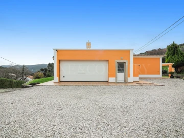 Moradia T4 para Venda em Monchique