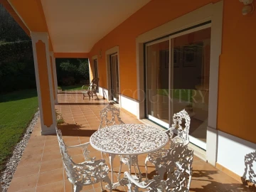 Moradia T4 para Venda em Monchique