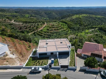 Moradia T4 para Venda em Monchique