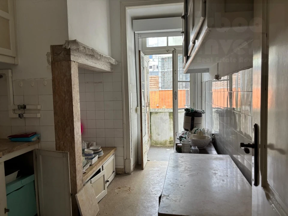 Apartamento T2 para Venda em Avenidas Novas Foto 4