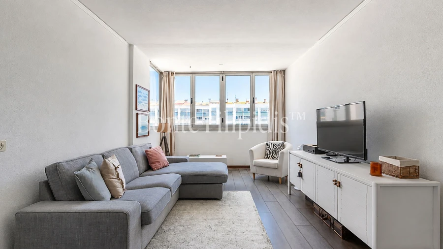 Apartamento T3 para Venda em Carcavelos e Parede