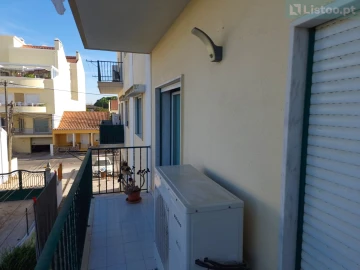 Apartamento T3 para Venda em Samora Correia