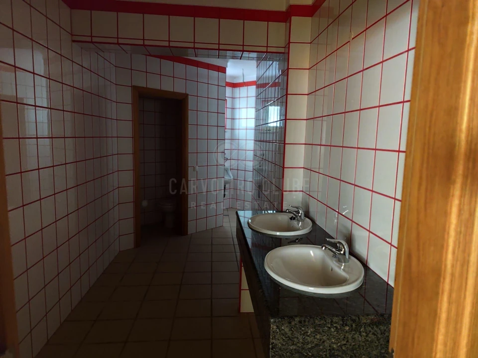 Negócio para Venda em Ferragudo Foto 12