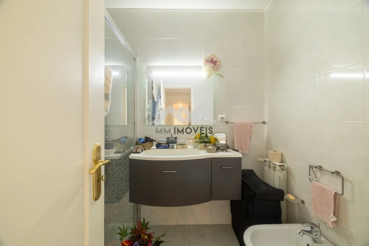 Apartamento T3 para Venda em Santa Marinha e São Pedro da Afurada Foto 21
