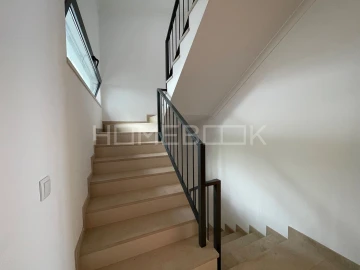 Apartamento T3 para Arrendamento em Sesimbra (Santiago)