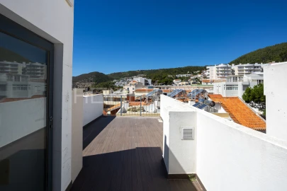 Apartamento T3 para Arrendamento em Sesimbra (Santiago)