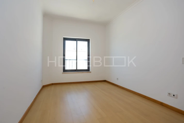 Apartamento T3 para Arrendamento em Sesimbra (Santiago) Foto 31
