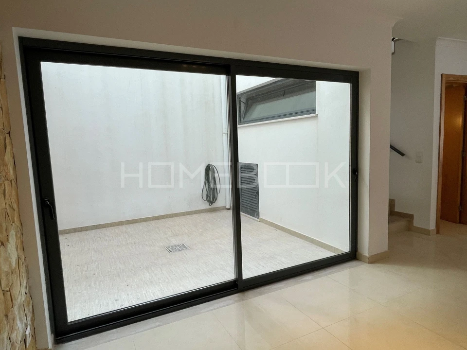 Apartamento T3 para Arrendamento em Sesimbra (Santiago) Foto 4