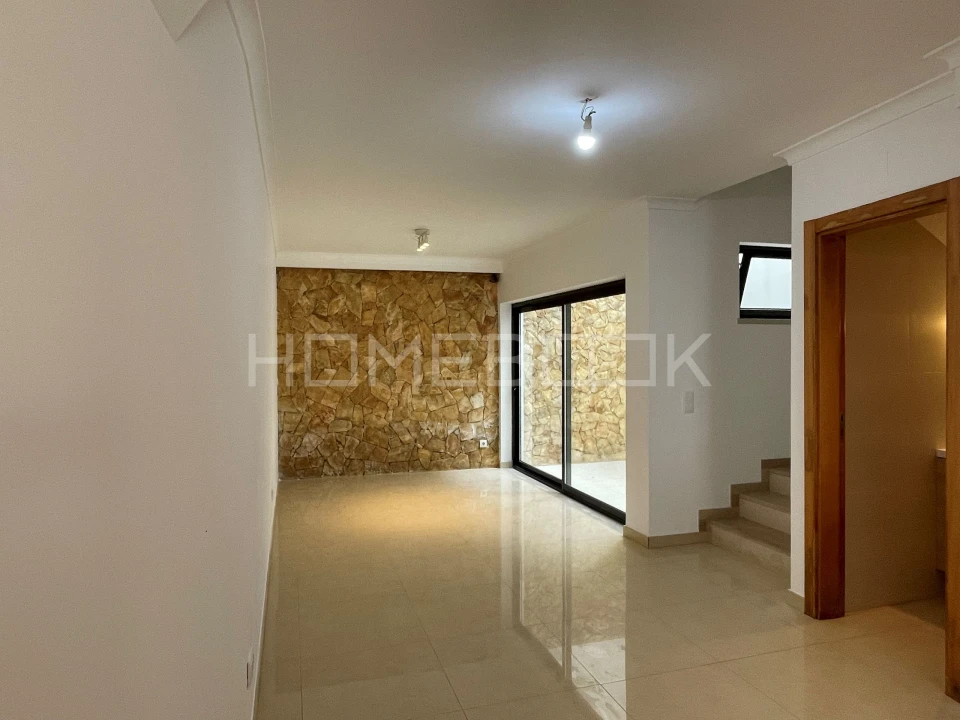 Apartamento T3 para Arrendamento em Sesimbra (Santiago) Foto 3