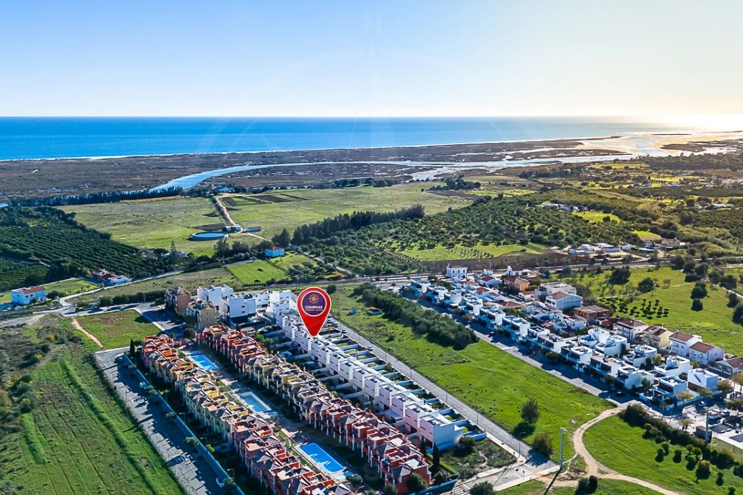 Moradia T3 para Venda em Tavira (Santa Maria e Santiago) Foto 1