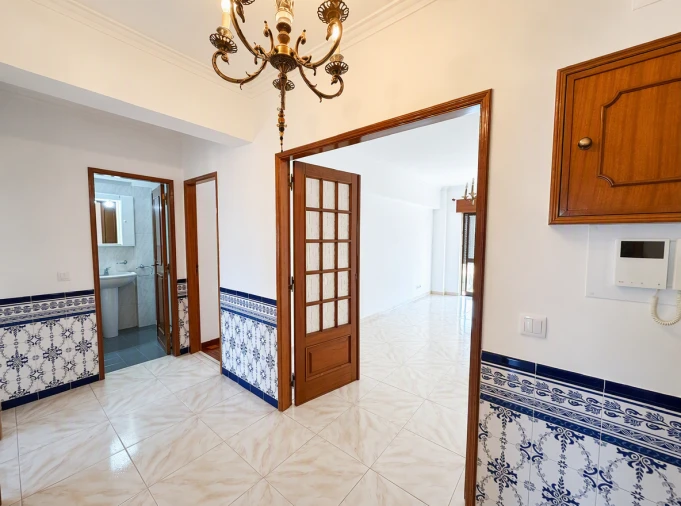 Apartamento T2 para Arrendamento em Loures Foto 9