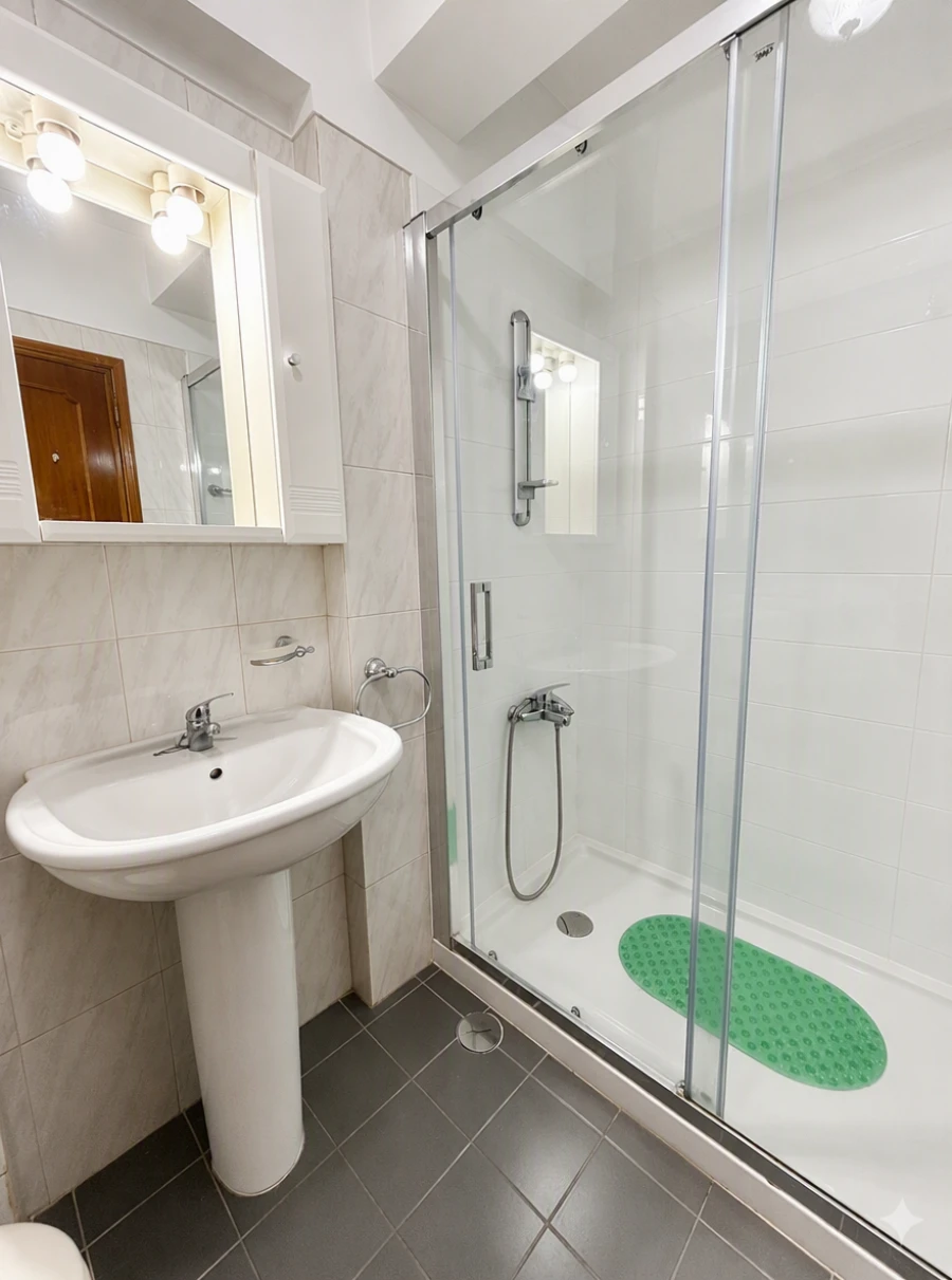 Apartamento T2 para Arrendamento em Loures Foto 18