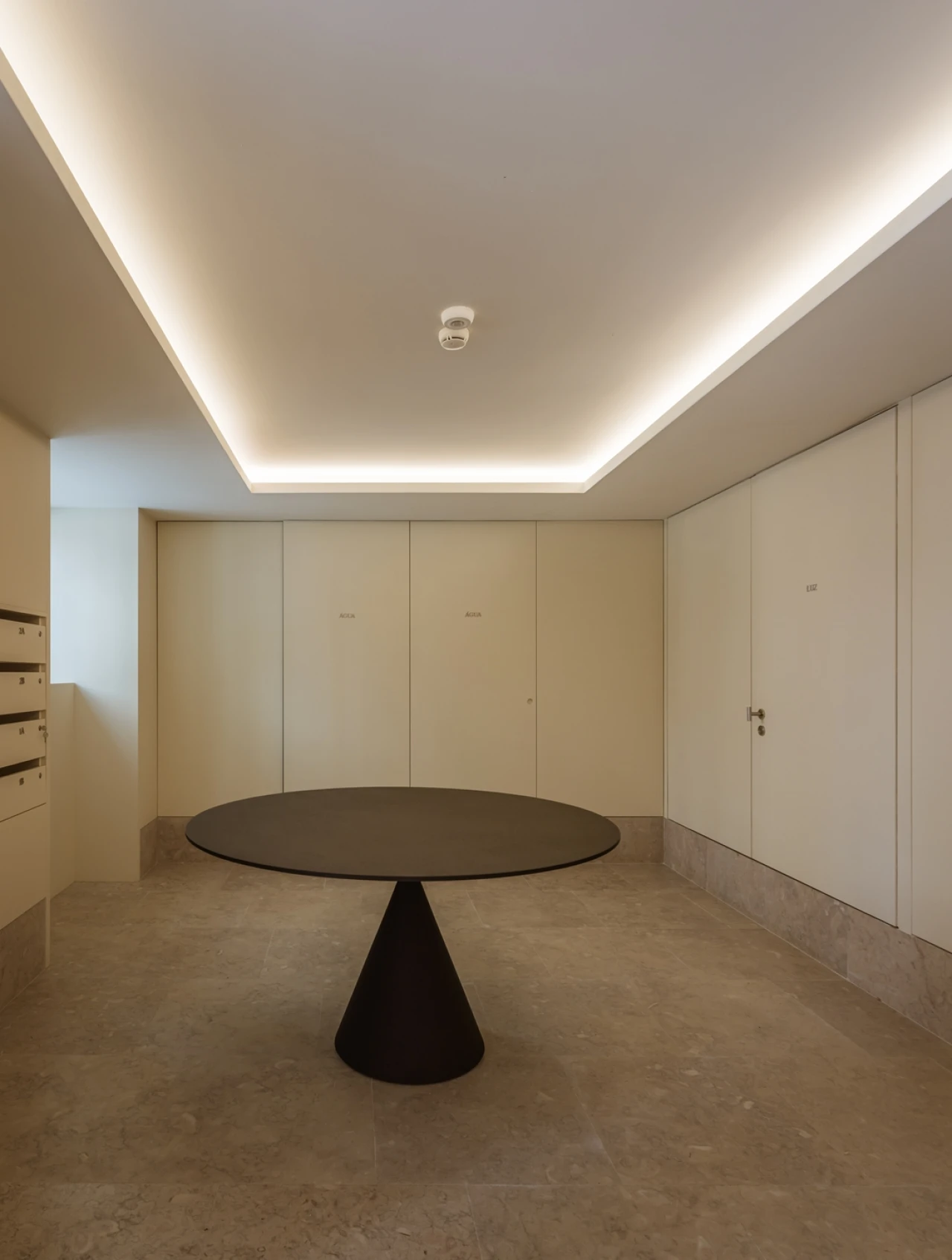 Apartamento T2 para Venda em Misericórdia Foto 23