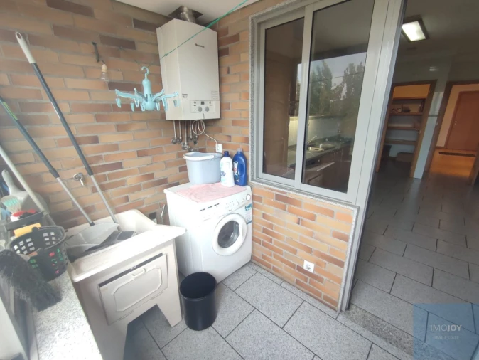 Apartamento T3 para Arrendamento em Nogueira, Fraião e Lamaçães Foto 6