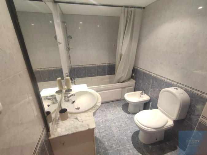 Apartamento T3 para Arrendamento em Nogueira, Fraião e Lamaçães Foto 10
