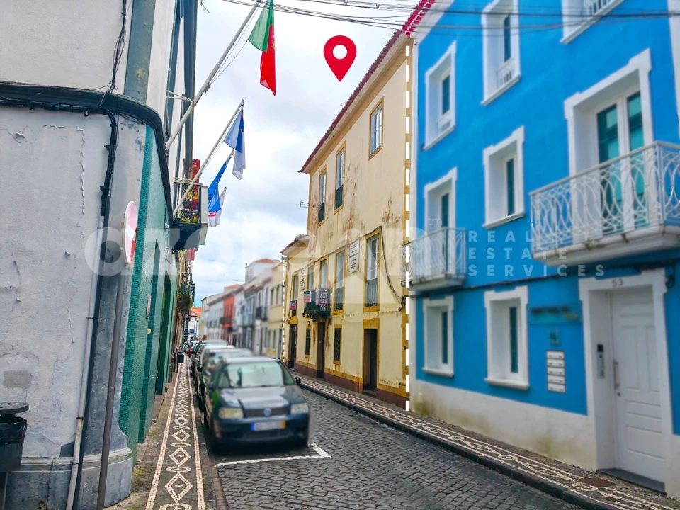Moradia T8 para Venda em Ponta Delgada (São Sebastião) Foto 2