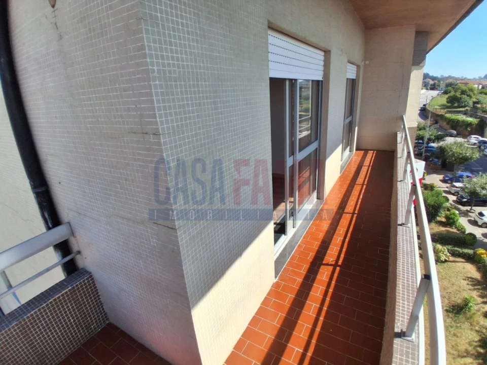Apartamento T3 para Venda em Fânzeres e São Pedro da Cova Foto 22