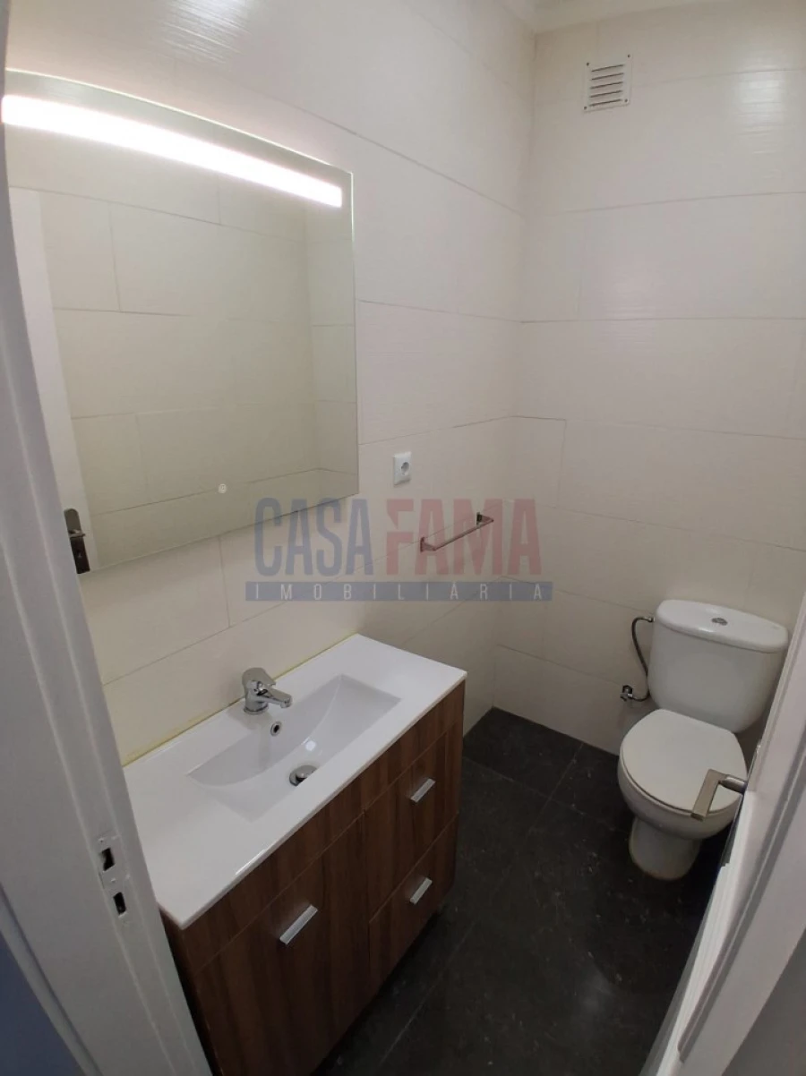 Apartamento T3 para Venda em Fânzeres e São Pedro da Cova Foto 7